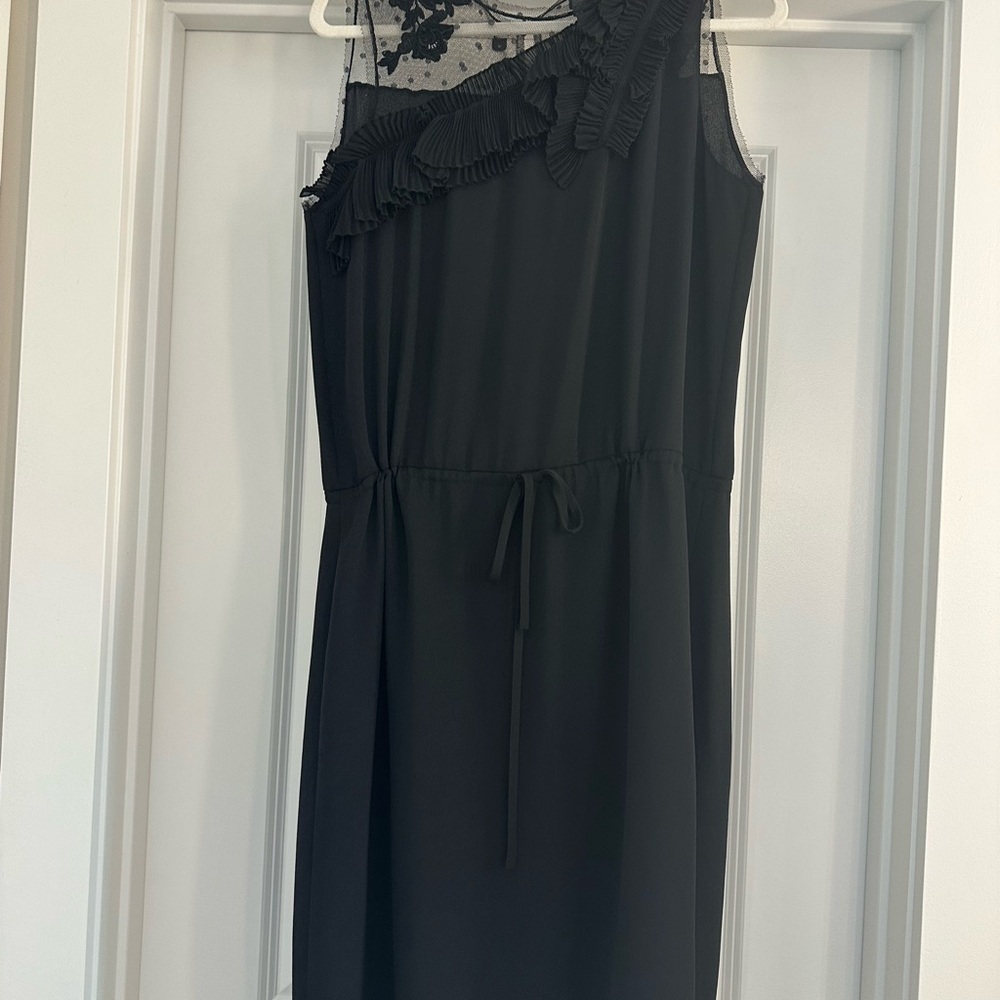 BCBGMaxAzria Elegant Black Ruffled Cocktail Dress with Lace, Sleeveless, Size M - Picture 2 of 12